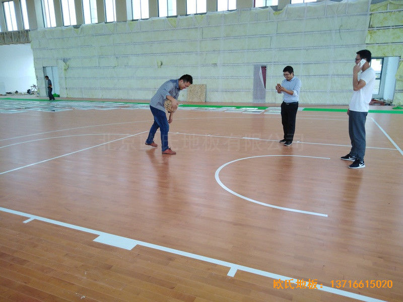 鹽城濱海永寧實驗小學(xué)籃球館運動地板施工案例4