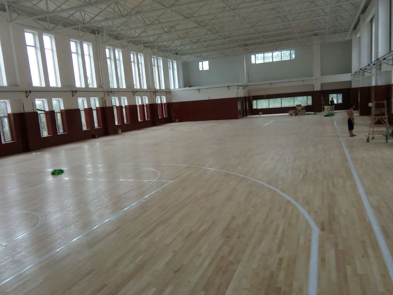 濱州南海小學(xué)籃球館項目安裝流程