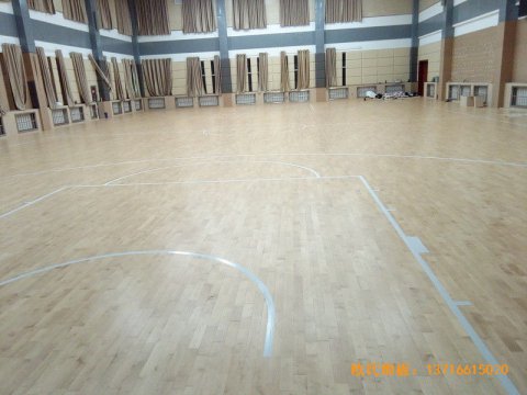青海省稅務(wù)干部學(xué)校籃球館體育木地板