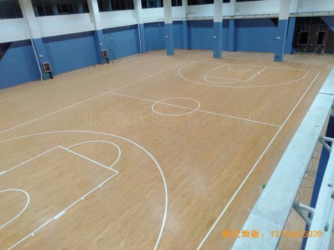 山東實(shí)驗(yàn)二小青島分?；@球館體育木地